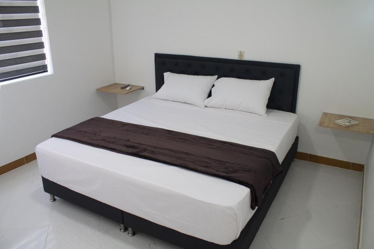 Hotel Picasso 70 Medellín Eksteriør bilde