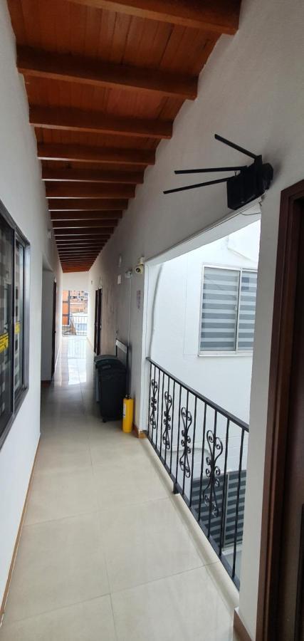 Hotel Picasso 70 Medellín Eksteriør bilde