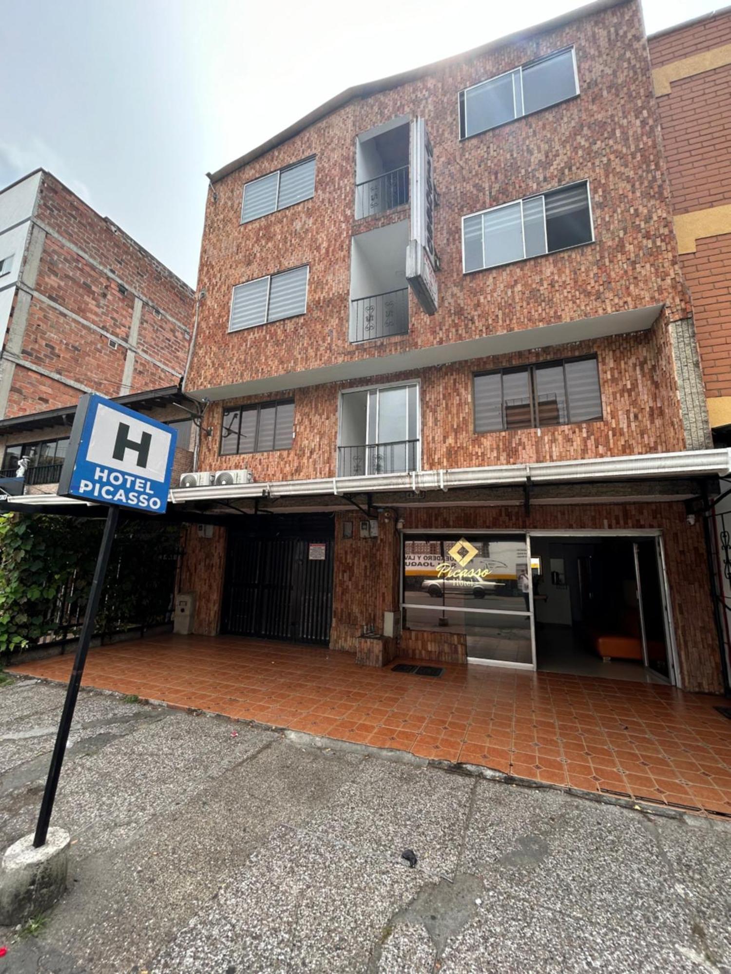 Hotel Picasso 70 Medellín Eksteriør bilde